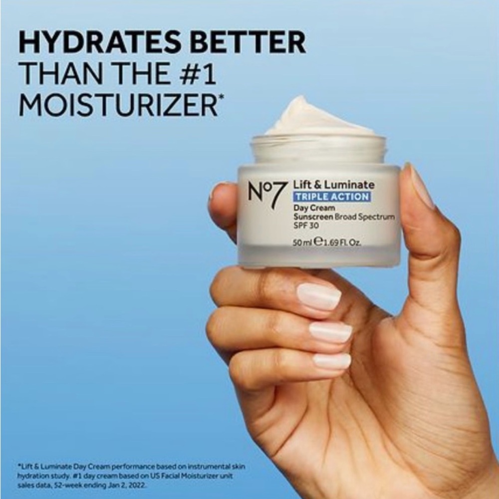No7 Lift & Luminate Triple Action Day
Cream SPF 30